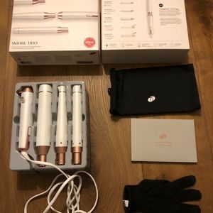 T3 Whirl Trio styling wand. Used twice. Like new.
